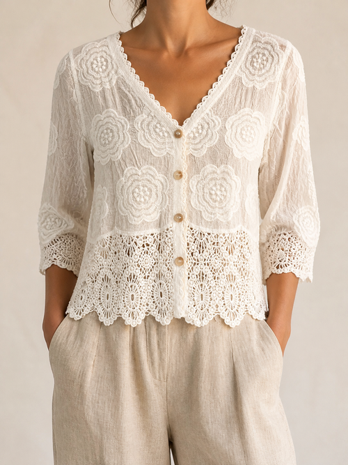 Blusa de crochet blanca abotonada — Koketa